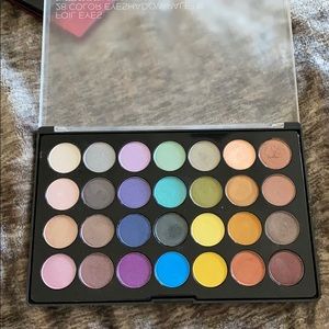 BH Cosmetics Foil Eyes